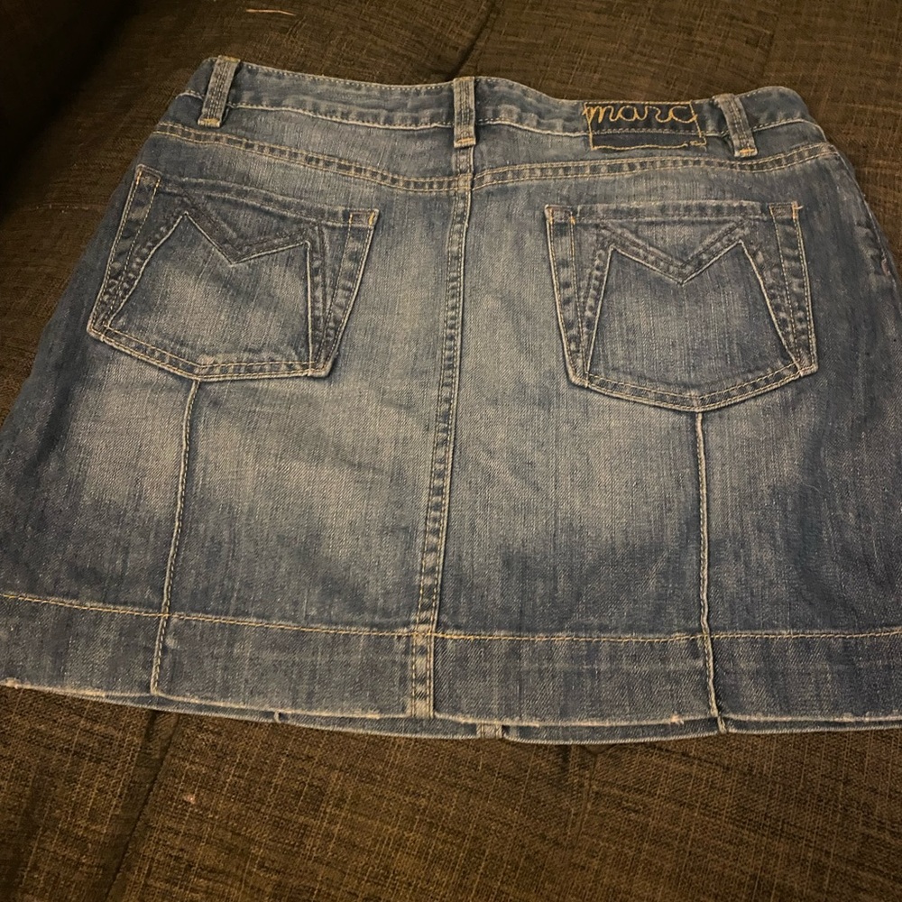 Marc Jacob’s size 4 mini skirt
